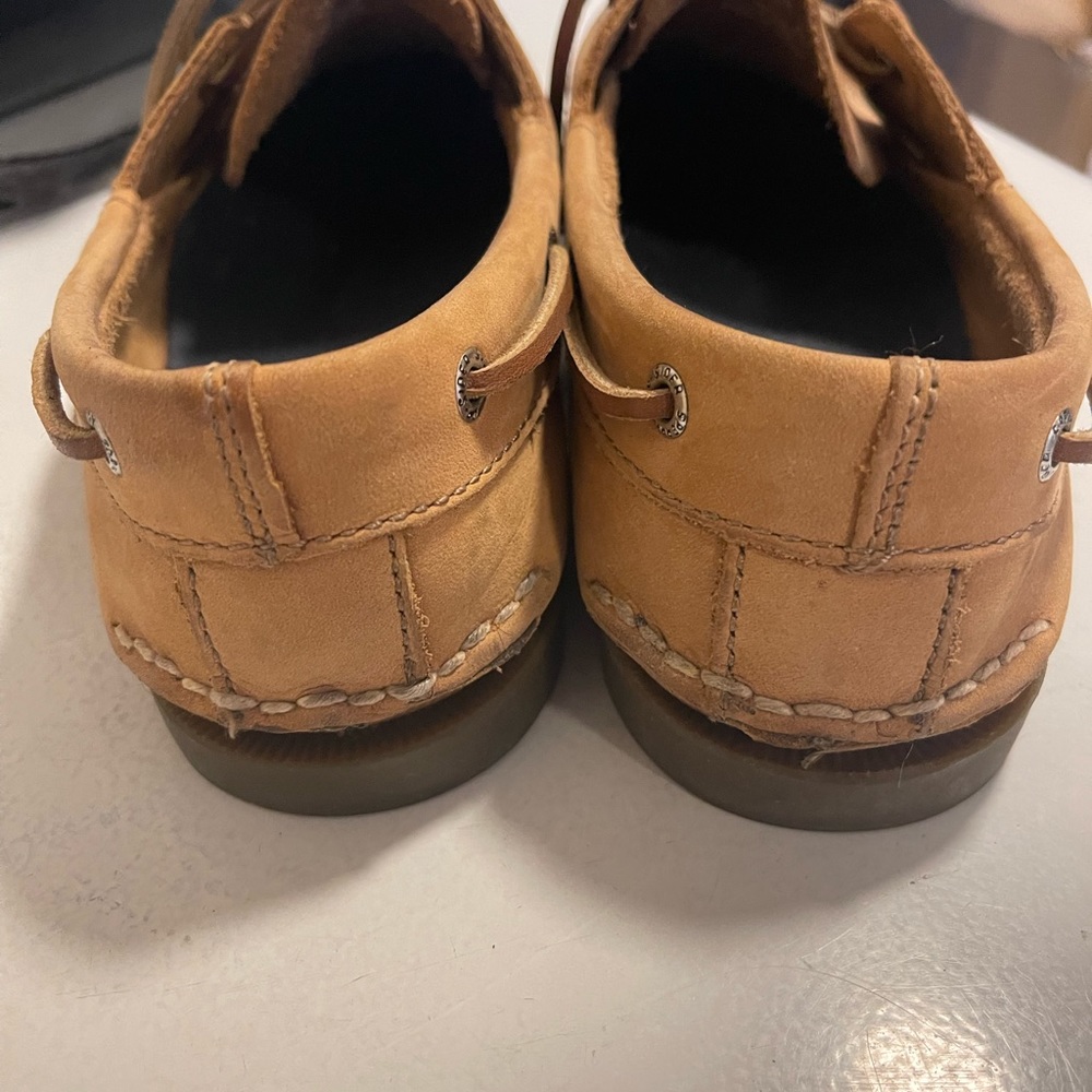 Sperry - Picture 3 of 5